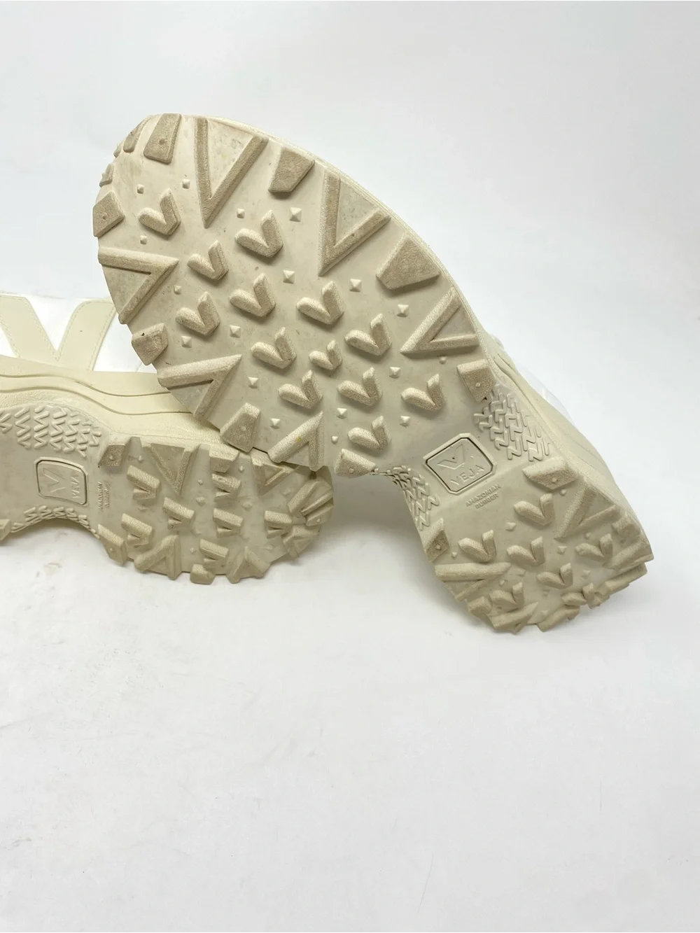 VEJA Venturi CWL White Pierre Womens Sneakers 8